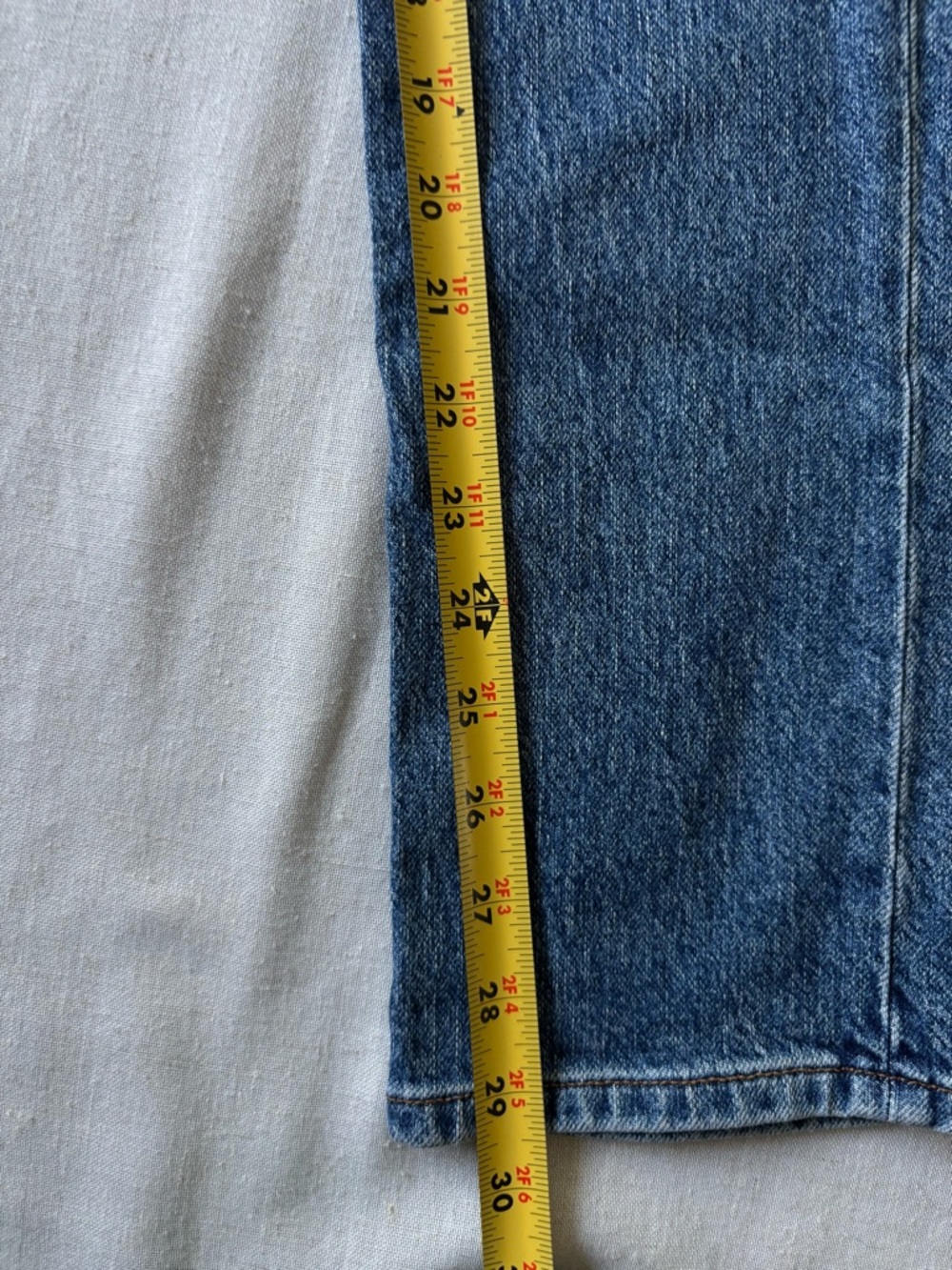 Reformation Liza High Rise Straight Jeans Laguna Wash Size 23 - Picture 13 of 14